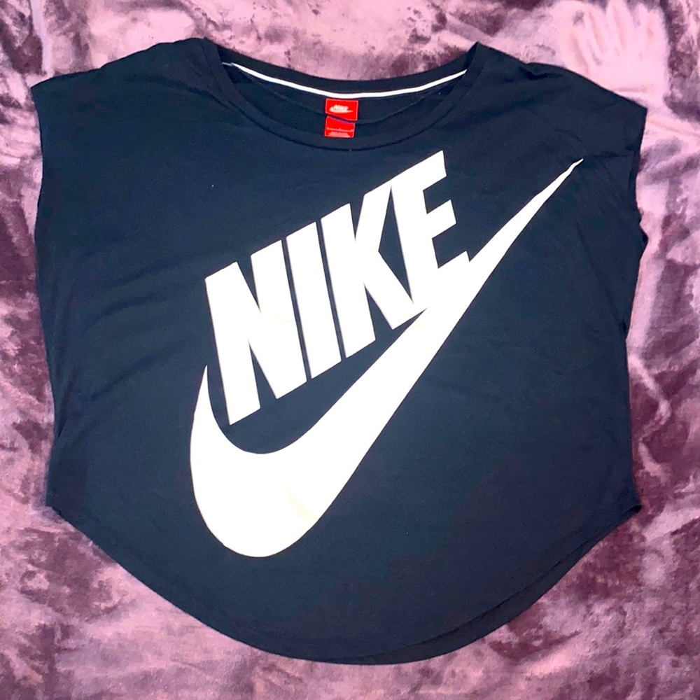 Nike Sportswear Shirt
